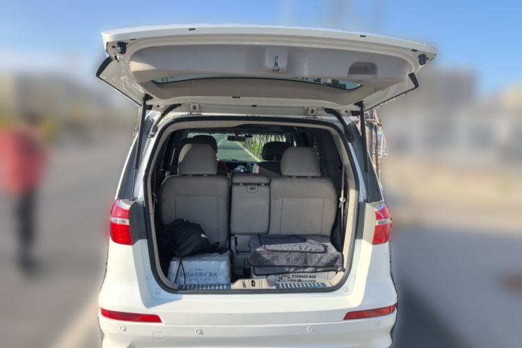 Used Honda Elysion 2015 2.4L VTi-S Prestige Edition Trunk