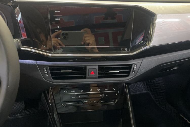 Used Volkswagen Tayron 2020 330TSI Two-Wheel Drive Luxury Smart Connectivity Version