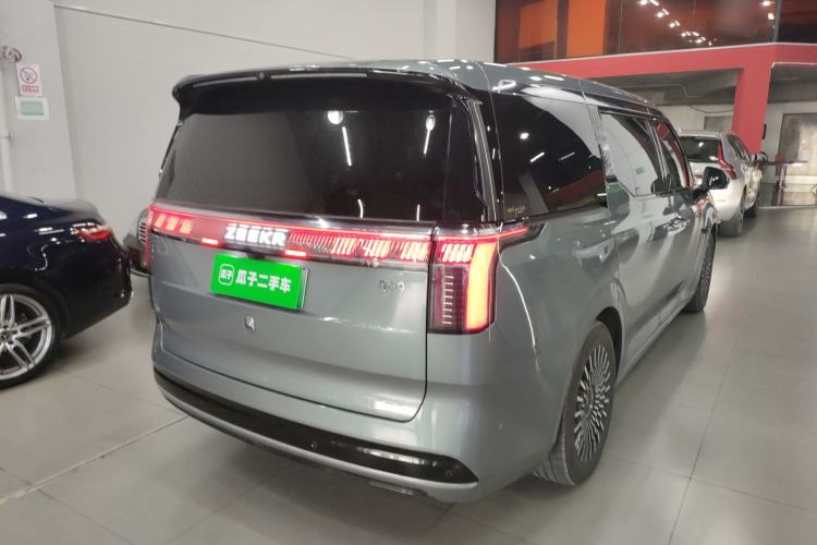 Used Zeekr 009 2024 7-Seater Walk-Through Version Four-Wheel Drive 108 kWh Rear Right 45 Deg