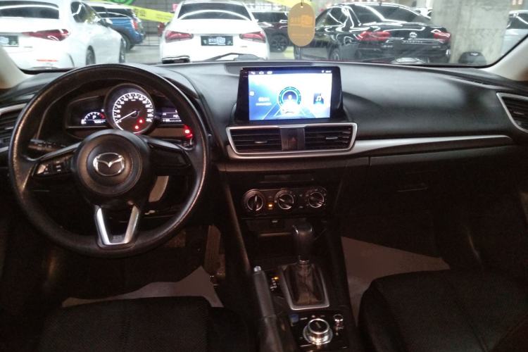 Used Mazda Mazda 3 Axela 2019 Cloud-Control Edition Hatchback 1.5L Automatic Comfort Model China VI Standard