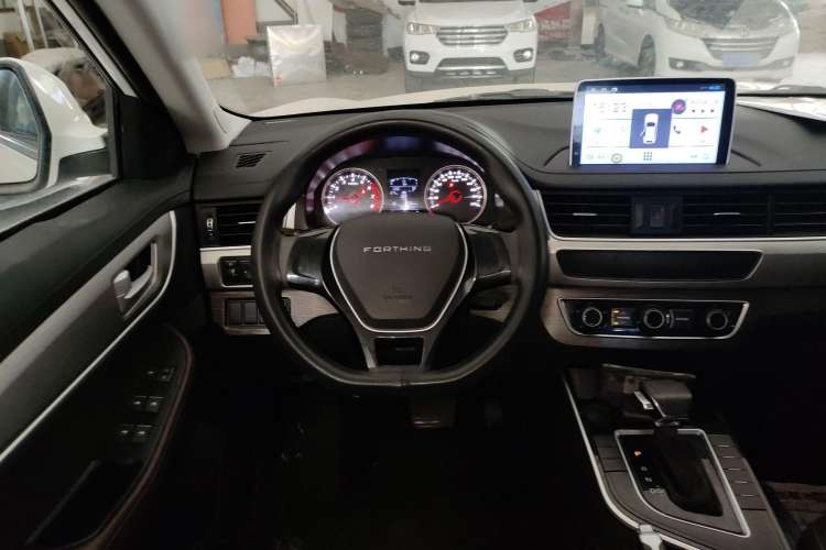 Used FORTHING T5 2022 Shengshi Edition 1.5T Automatic Dream Version Five Seats
