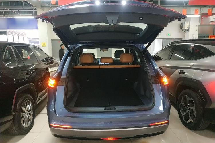 Used Geely Galaxy Galaxy Xingjian 7 EM-i 2025 120km Flagship Edition
