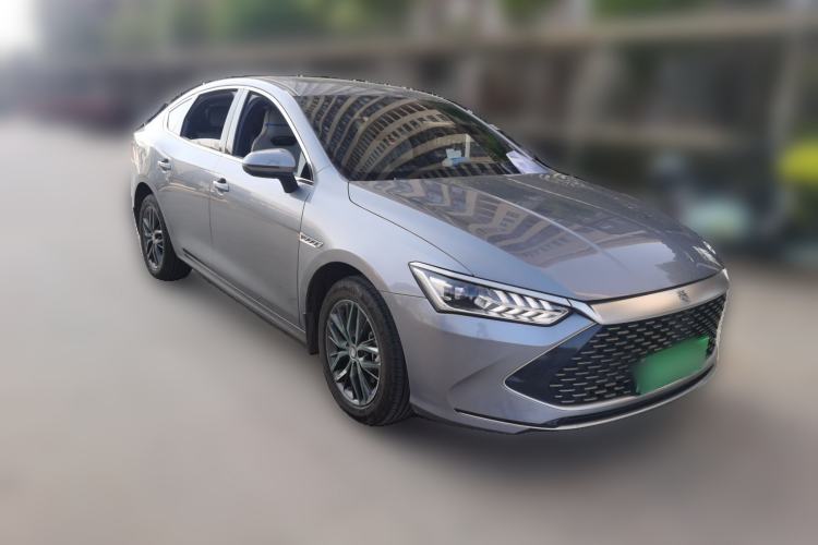 Used BYD Qin PLUS 2024 HONOR Edition DM-i 120KM Leading Model
