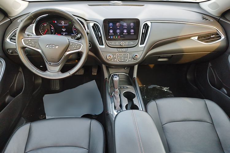 Used Chevrolet Malibu XL 2019 Redline 550T Automatic RuiLian Edition Center Console