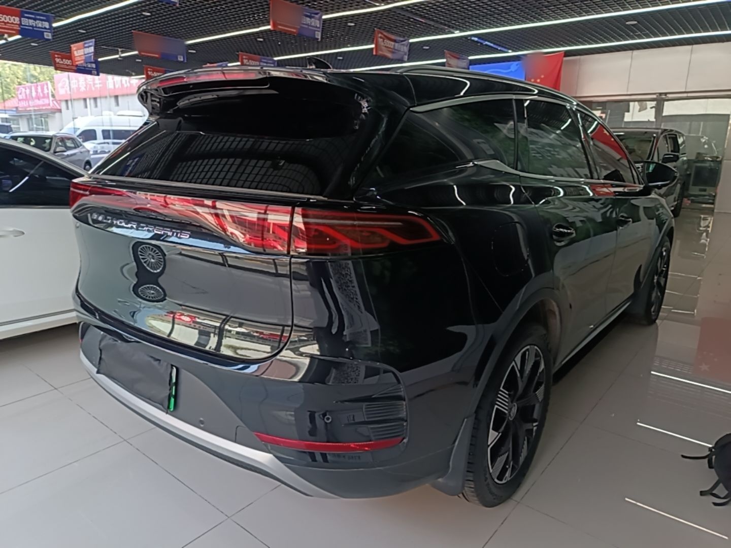 BYD Tang New Energy 2024 DM-i Glory Edition 112KM Flagship Model — снимка 6