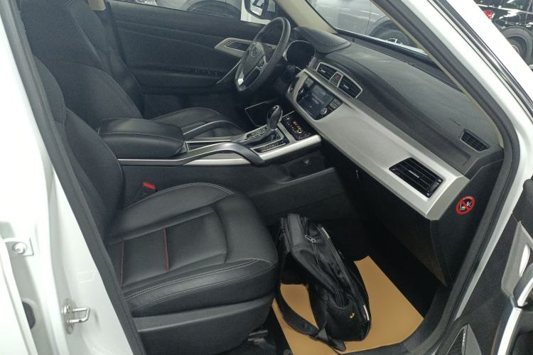 Used Geely Auto Emgrand X7 Sport 2018 1.8TD Automatic Two-Wheel Drive Smart Connect 4G Internet Edition