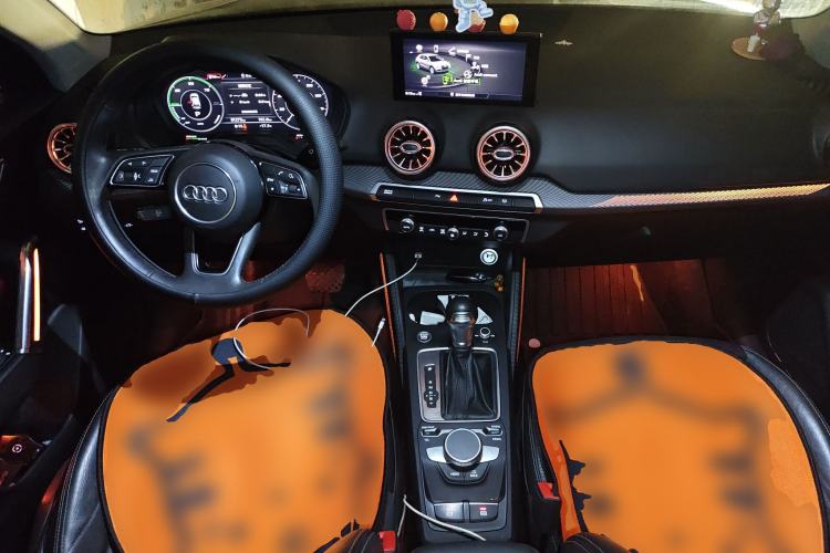 Used Audi Q2L e-tron 2019 Q2L e-tron Pure Electric Smart Style Center Console