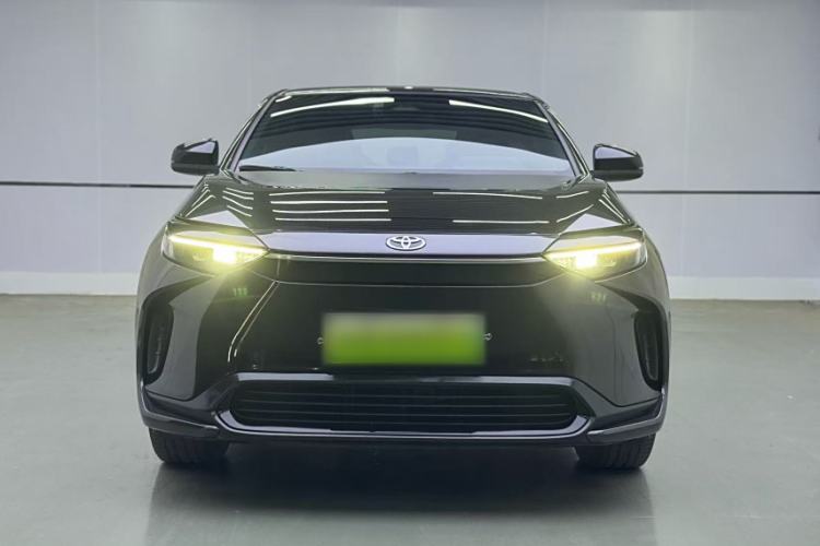 Used Toyota FAW bZ4X 2022 Two-Wheel-Drive Elite JOY Edition