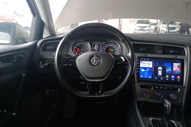 Used Volkswagen Golf 2016 1.6L Automatic Comfort Model
