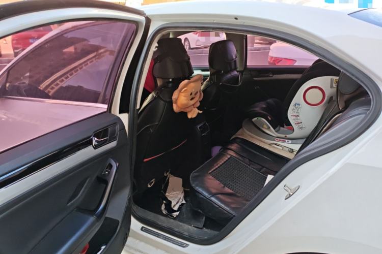 Used Volkswagen Sagitar 2018 180TSI DSG Prestige Edition
