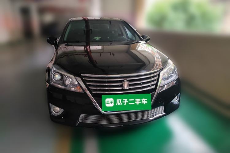 Used Toyota Crown 2012 2.5L Royal Leather Edition Front