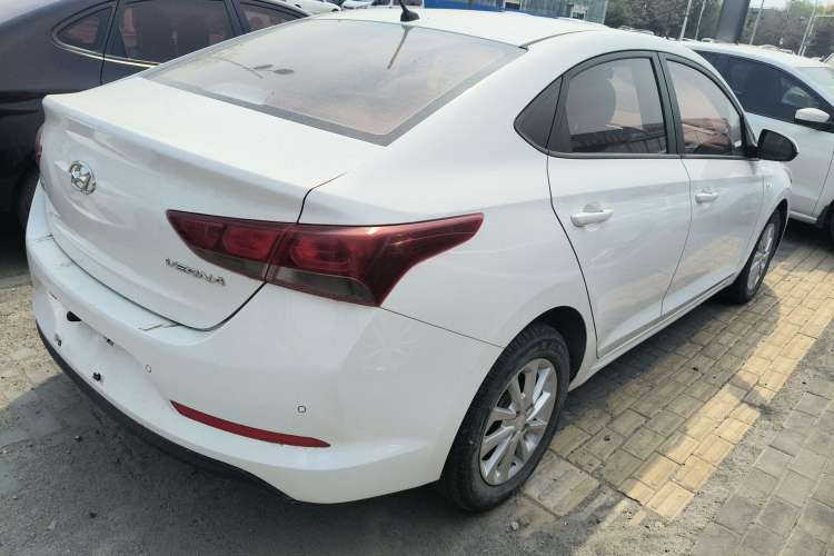 Used Hyundai Verna (new generation) 2016 1.4L Manual Cool Edition GLS
