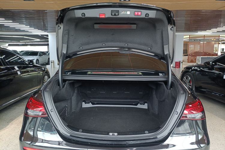 Used Mercedes-Benz E-Class 2022 Second Facelift E 300 L Luxury Edition