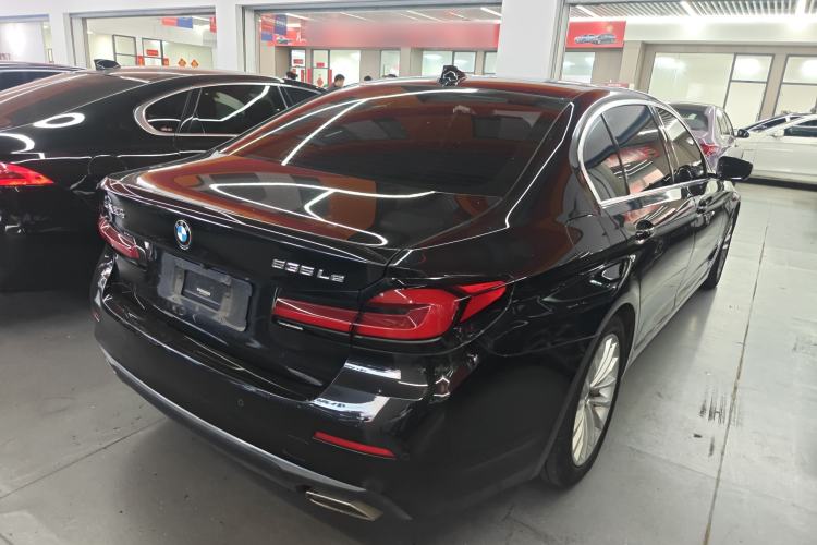 Used BMW 5 Series New Energy 2022 535Le Luxury Package Rear Right 45 Deg