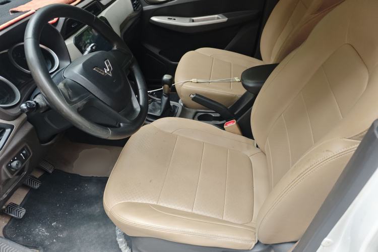 Used Wuling Hongguang 2018 1.5L S Comfort Model L2B