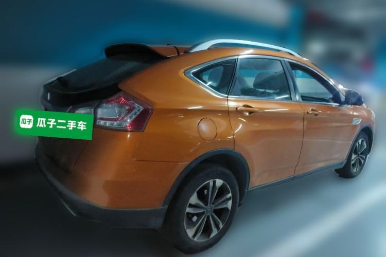 Used Luxgen U6 SUV 2014 1.8T Fashion Edition Rear Right 45 Deg