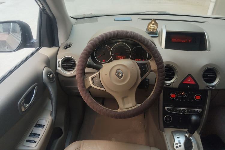 Used Renault Koleos 2009 2.5L Two-Wheel Drive Comfort Version
