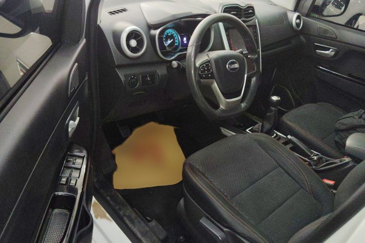 Used SWM X3 2020 1.5L Manual Value Edition 7 Seats