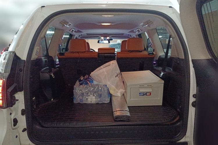 Used Lexus GX 2014 400 Prestige Edition Trunk