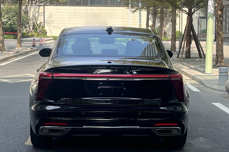 Used Hongqi H5 2025 2.0T Automatic Flag Edition – 500 000 Units Commemorative Version Exterior 8