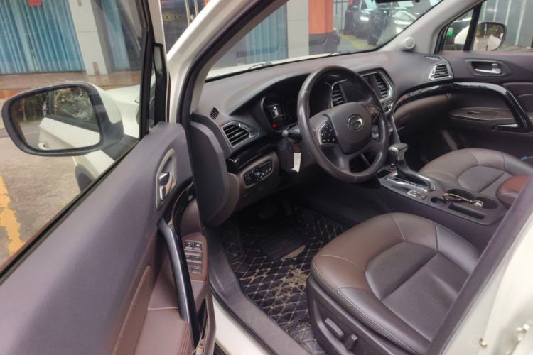 Used GAC Trumpchi GS4 2017 235T Automatic Two-Wheel Drive Luxury Smart Connectivity Version Driver Seat