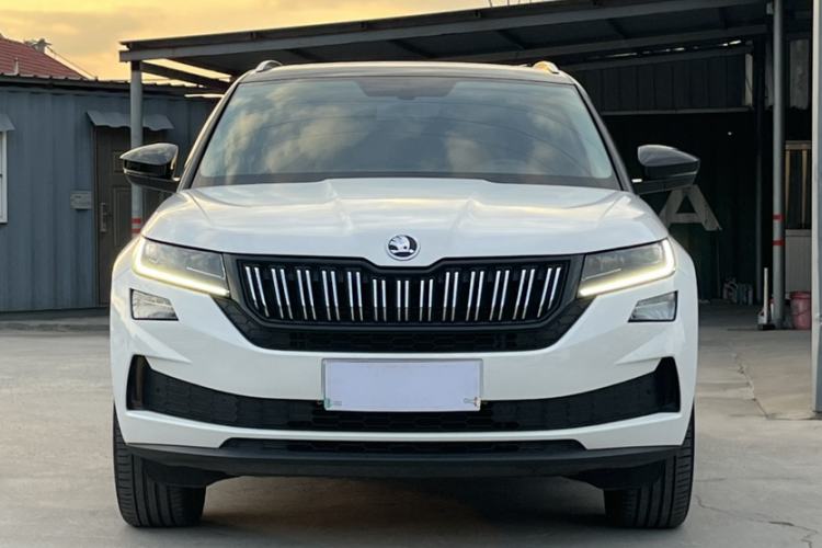 Used Skoda Kodiaq GT 2022 TSI330 Two-Wheel-Drive Luxury Edition