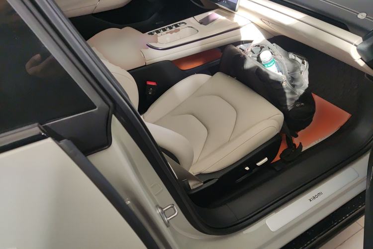 Used Xiaomi Auto SU7 2024 Four-Wheel Drive Ultra-Long Range Advanced Intelligent Driving Max Edition