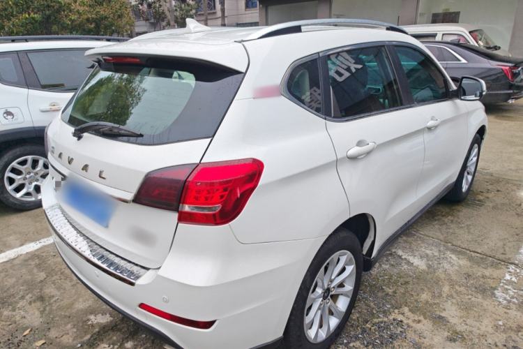 Used Haval H2 2017 Red-Label 1.5T Automatic Two-Wheel Drive Luxury Model