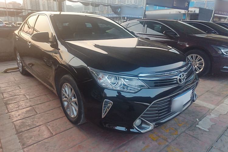 Used Toyota Camry 2015 2.0E Elite Edition Front Right 45 Deg