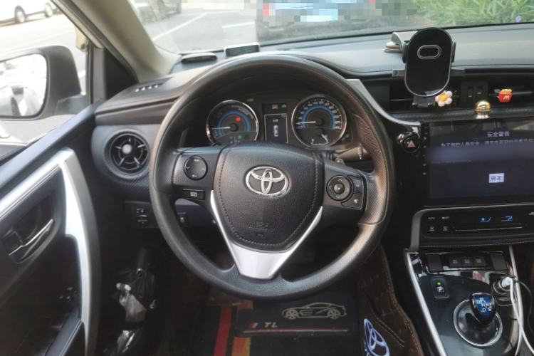 Used Toyota Levin 2017 Revised Dual-Engine 1.8H GS E-CVT Elite Sunroof Version China V Standard