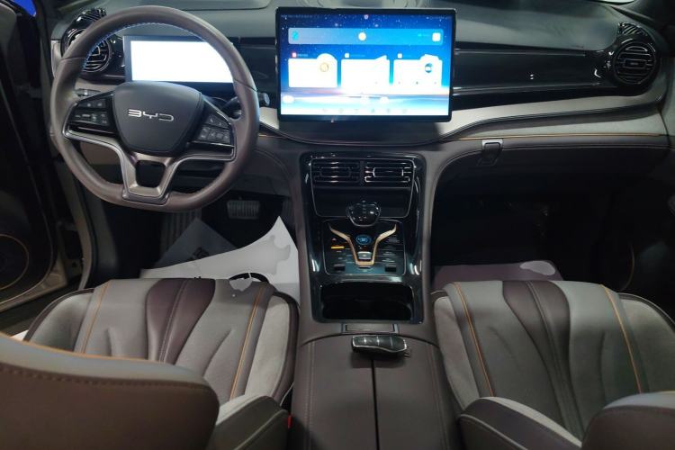 Used BYD Frigate 07 2023 DM-i 100KM Flagship Model
