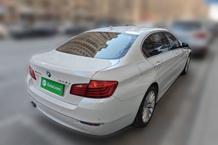 Used BMW 5 Series 2014 525Li Luxury Design Package Rear Right 45 Deg