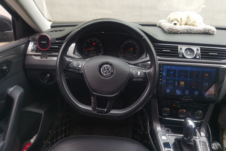 Used Volkswagen Passat 2017 330TSI DSG Luxury Edition
