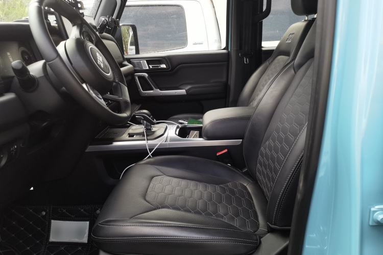 Used 212 T01 2025 2.0T Changfeng