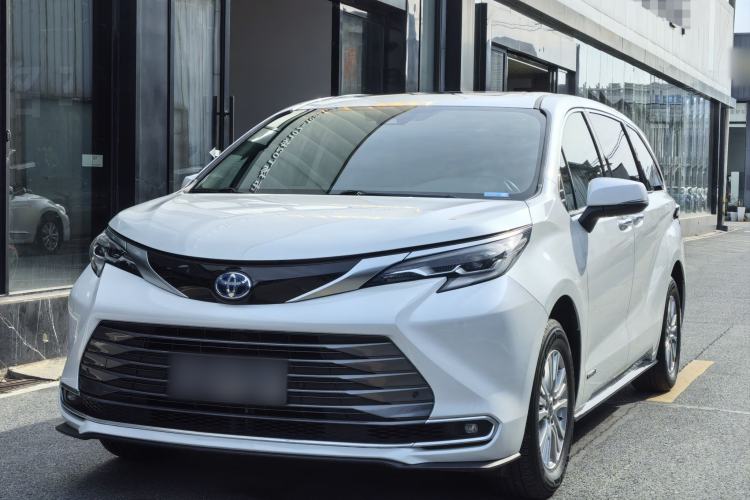 Used Toyota Sienna 2021 2.5L Hybrid Premium Edition