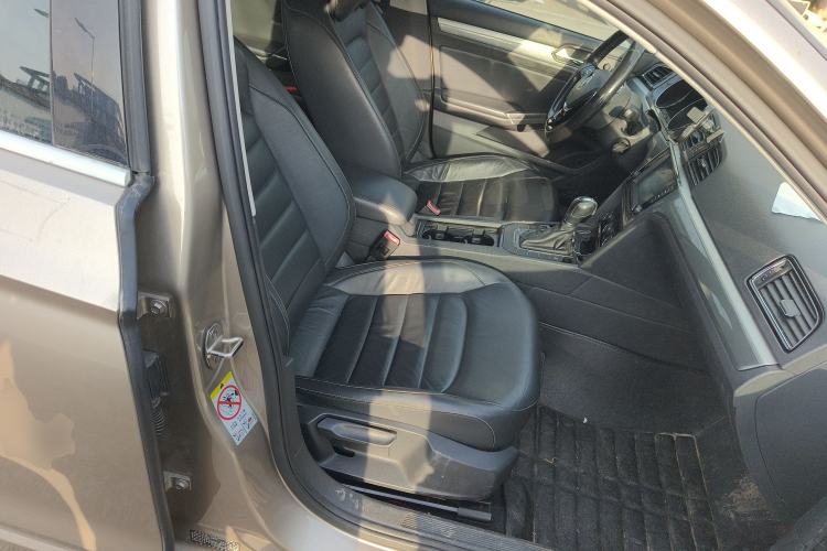 Used Volkswagen Lamando 2015 280TSI DSG Comfort Edition