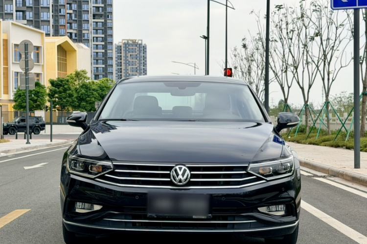 Used Volkswagen Magotan 2020 280TSI DSG Leading Edition
