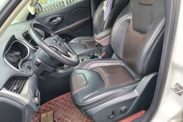 Used Jeep Cherokee 2016 2.4L Leading Edition