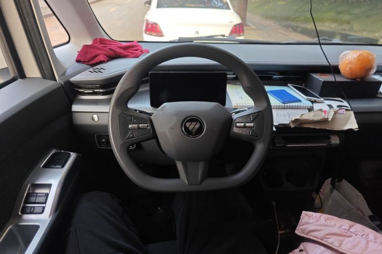 Used Foton Scenic i7 2025 Professional Logistics Short-Wheelbase Front-Wheel Drive Aiyike 41.86 kWh Zhiyuan Edition Flat Roof Single Tire 2 Seats Steering Wheel