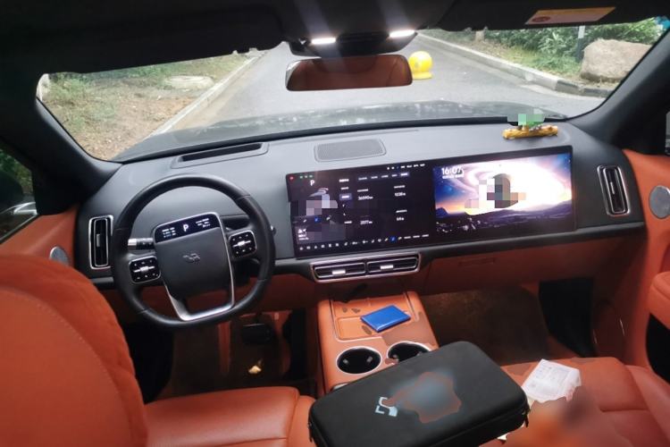 Used Li Auto L9 2022 Max model
