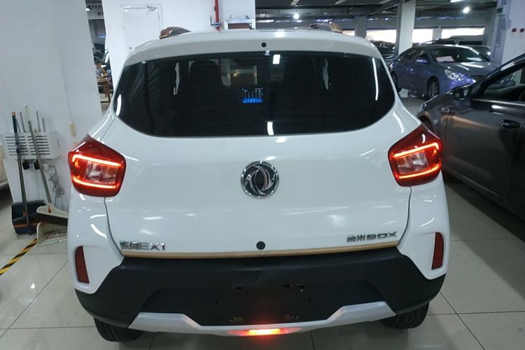 Used Dongfeng NAMMI BOX 2022 Revised Light Wind Edition 201 km Standard Version