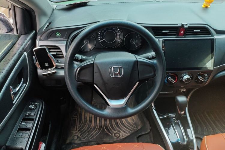 Used Honda Crider 2016 1.8L CVT Comfort Version
