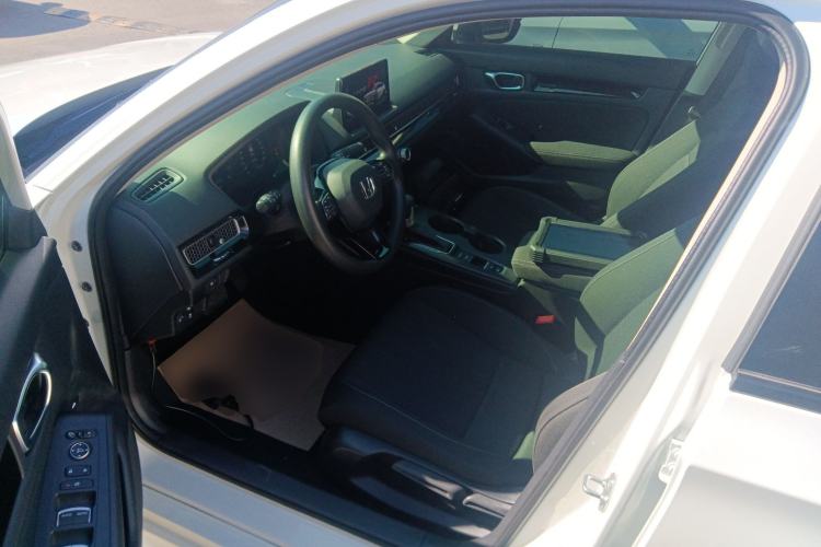 Used Honda Civic 2023 240TURBO CVT Dynamic · Center Stage Special Edition