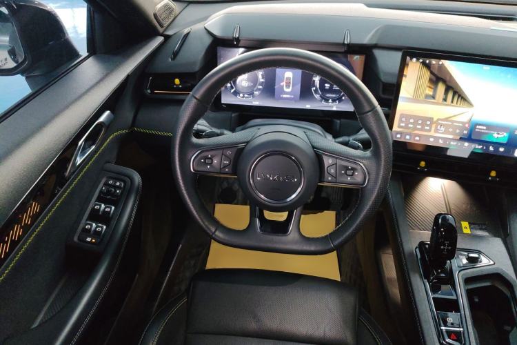 Used Lynk & Co 03 2023 2.0TD DCT JingPro
