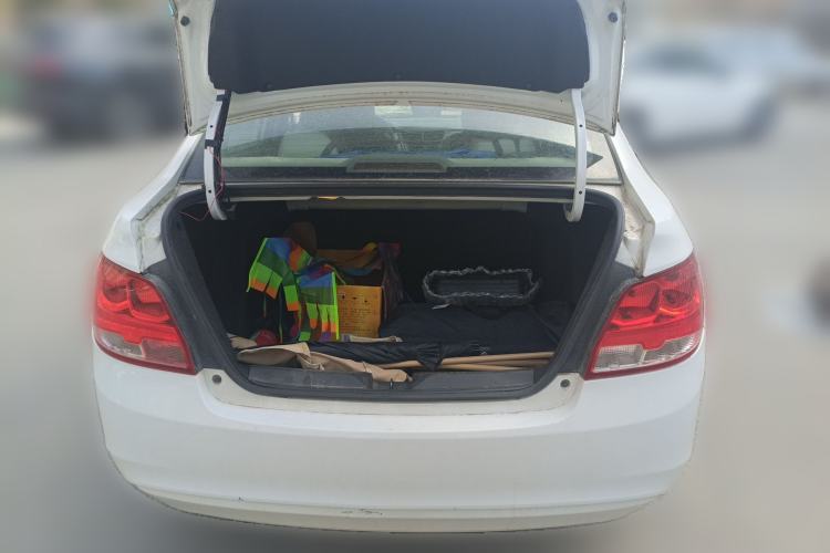 Used Chevrolet Sail 2015 Sail 3 1.5L AMT Happiness Sunroof Edition Trunk