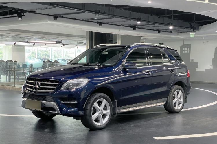 Used Mercedes-Benz M-Class 2014 ML 400 4MATIC Dynamic Model