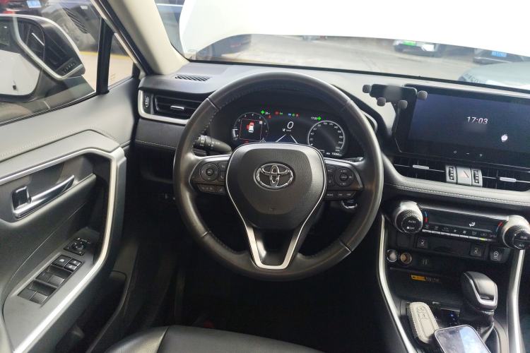 Used Toyota RAV4 2023 2.0L CVT Two-Wheel Drive Fashion Plus Edition
