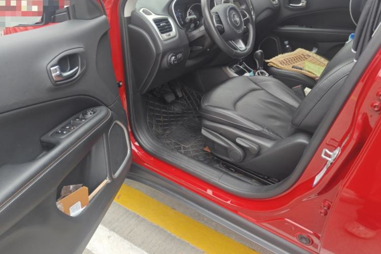 Used Jeep Compass 2017 200T Automatic Family Edition
