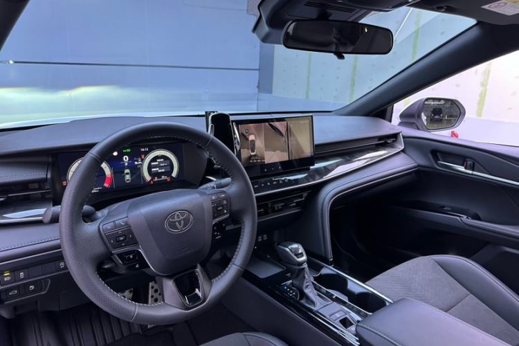 Used Toyota Camry 2026 Model 2.0S Sport Edition Interior 2