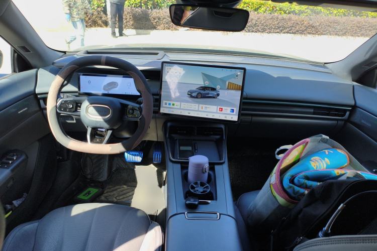 Used Lynk & Co 07 2024 EM-P 126 Long-Range Ultra